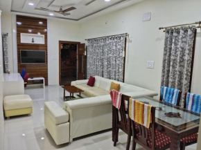 Corner apartment, 2BHK with good privacy, parking